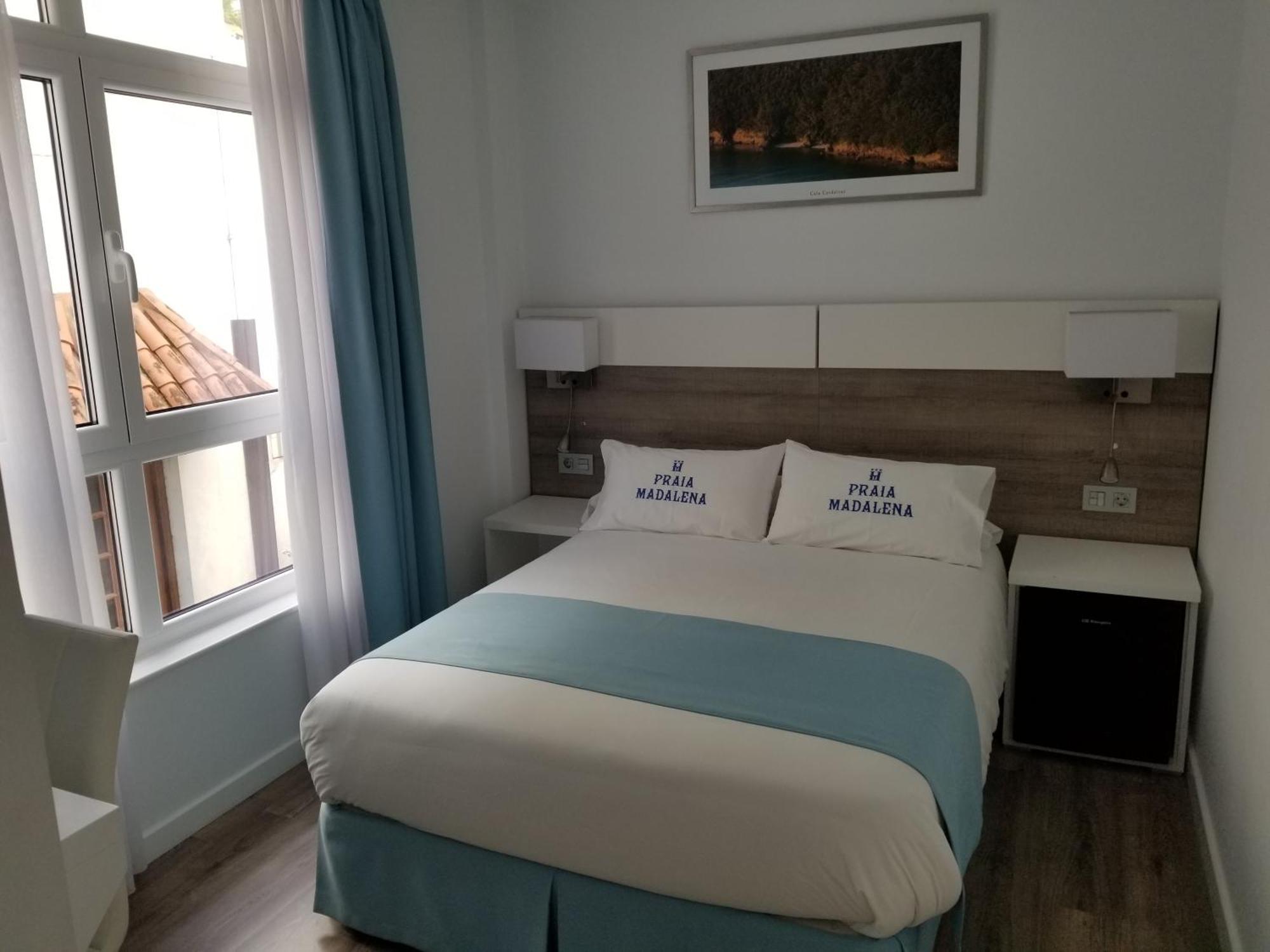 Hostal Praia Madalena Cedeira Rum bild